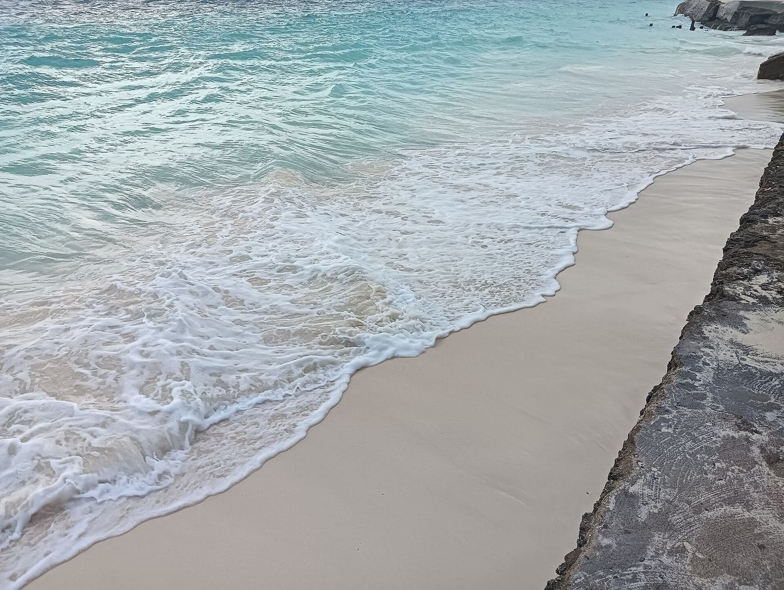 Turquoise water on Nungwi beach